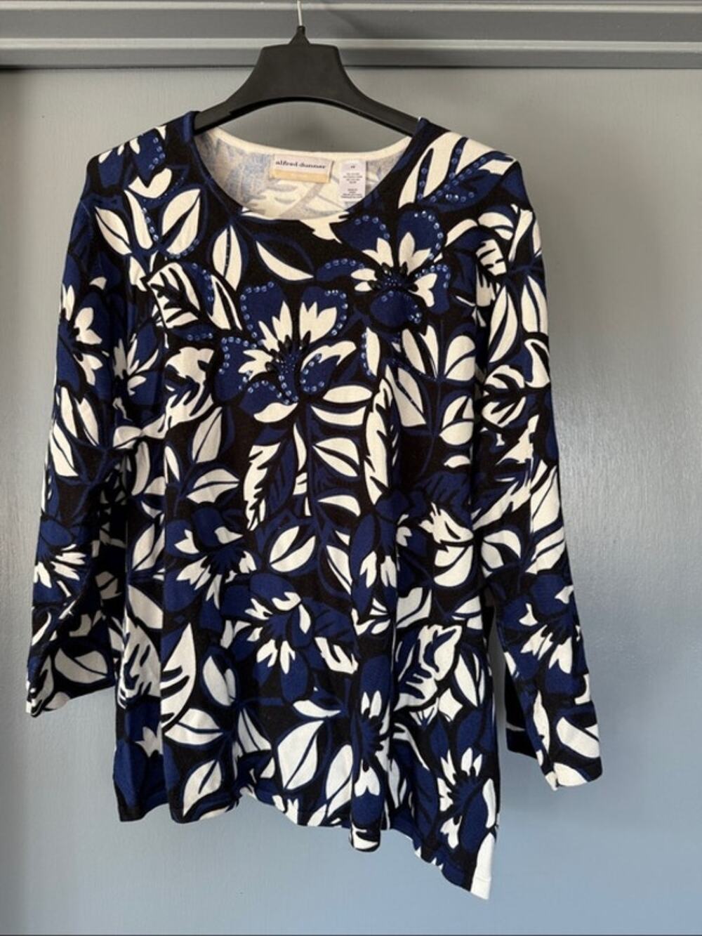 Alfred Dunner Navy White Floral Sweater Beads Sequins 3/4 Sleeves sz 1X Stretch